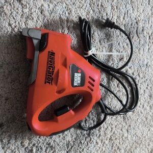 Black and Decker navigator saw